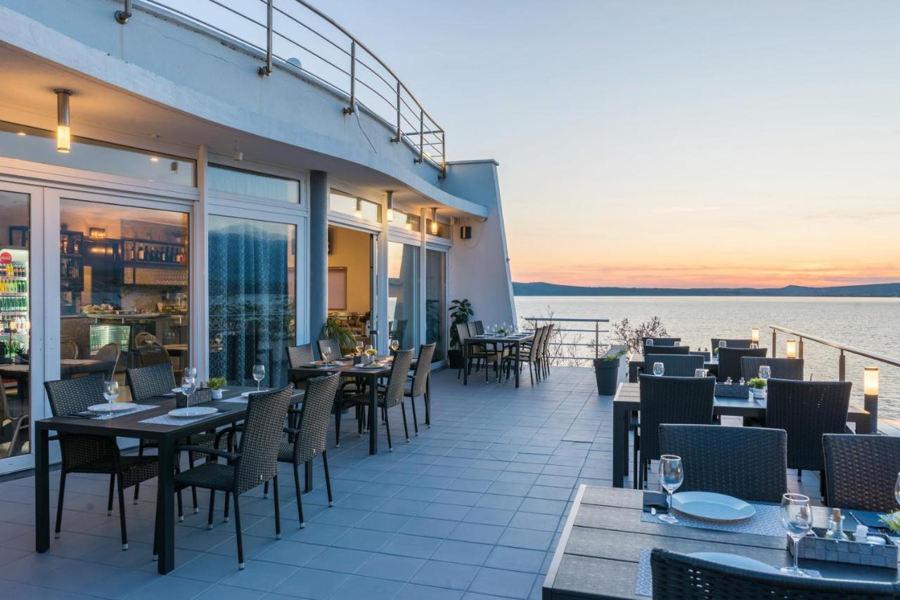 Hotel Rooms Roccia Novigrad  Eksteriør billede
